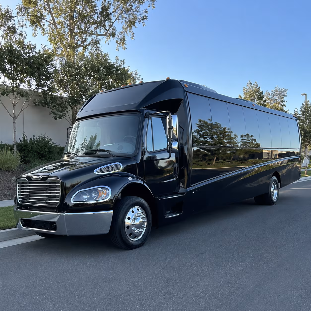employee shuttle buses for yuba city and sutter county commuters