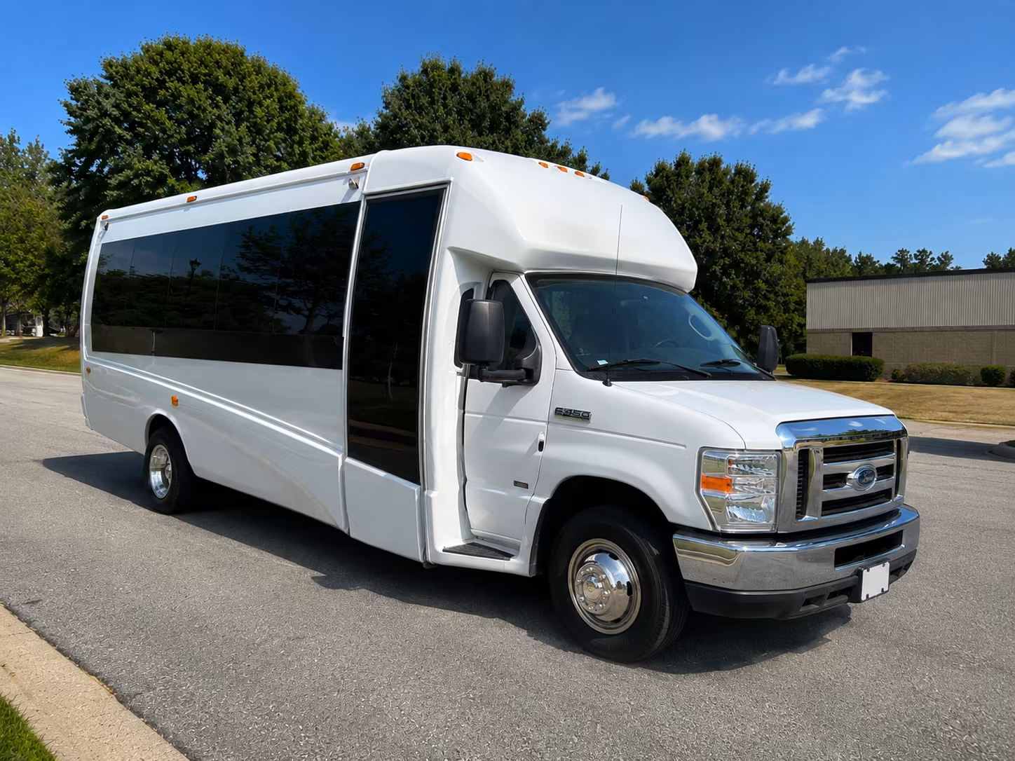 minibus rentals for small group wine tours near marysville and yuba city