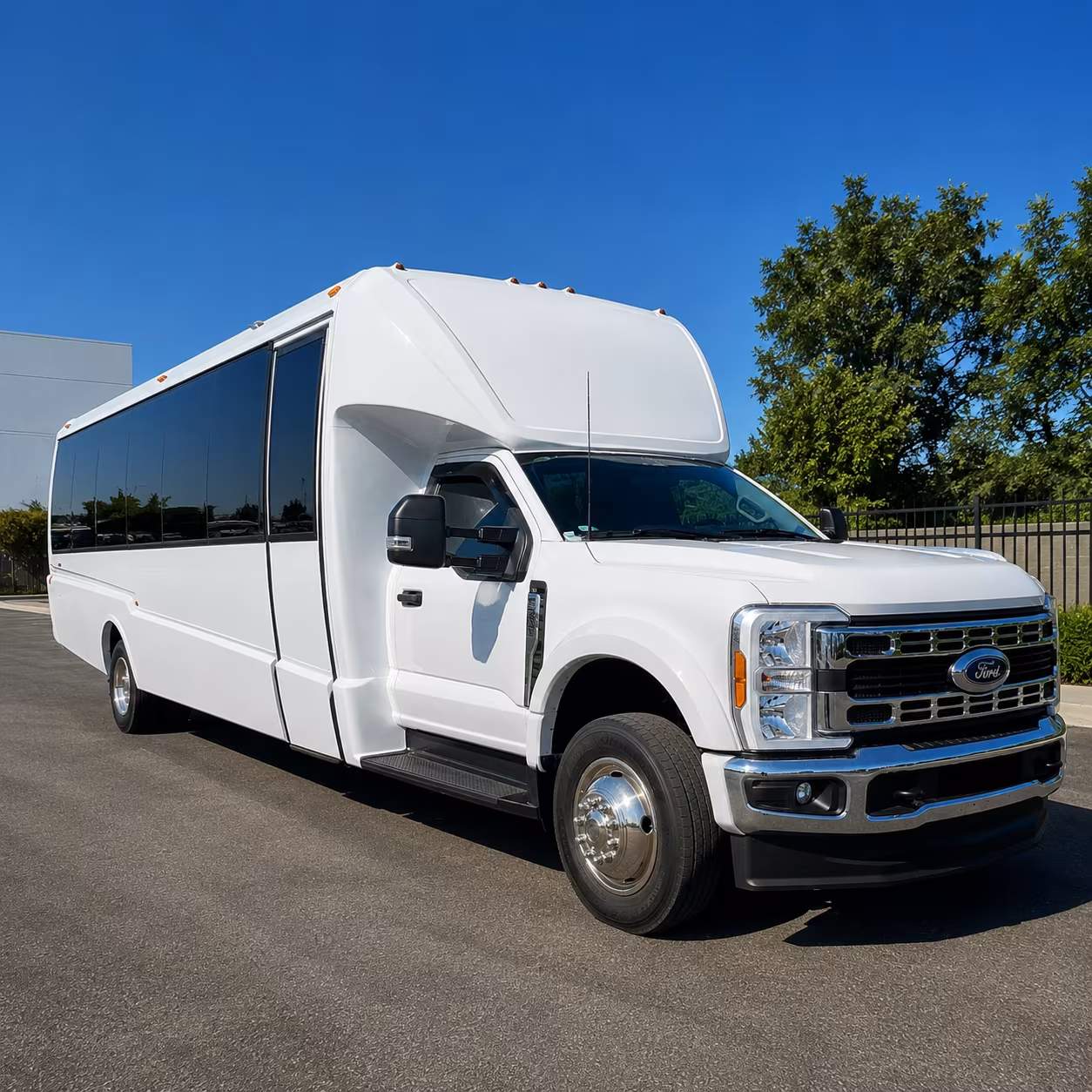 minibus rentals for smaller concert groups around yuba city