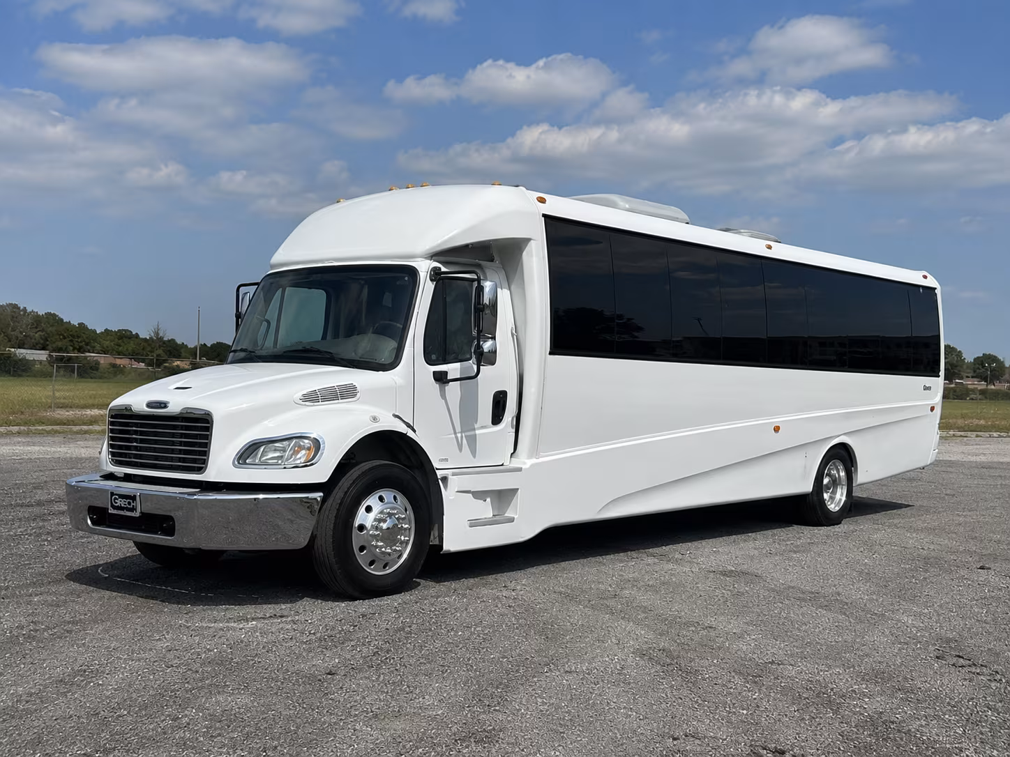 yuba city 50 passenger party bus