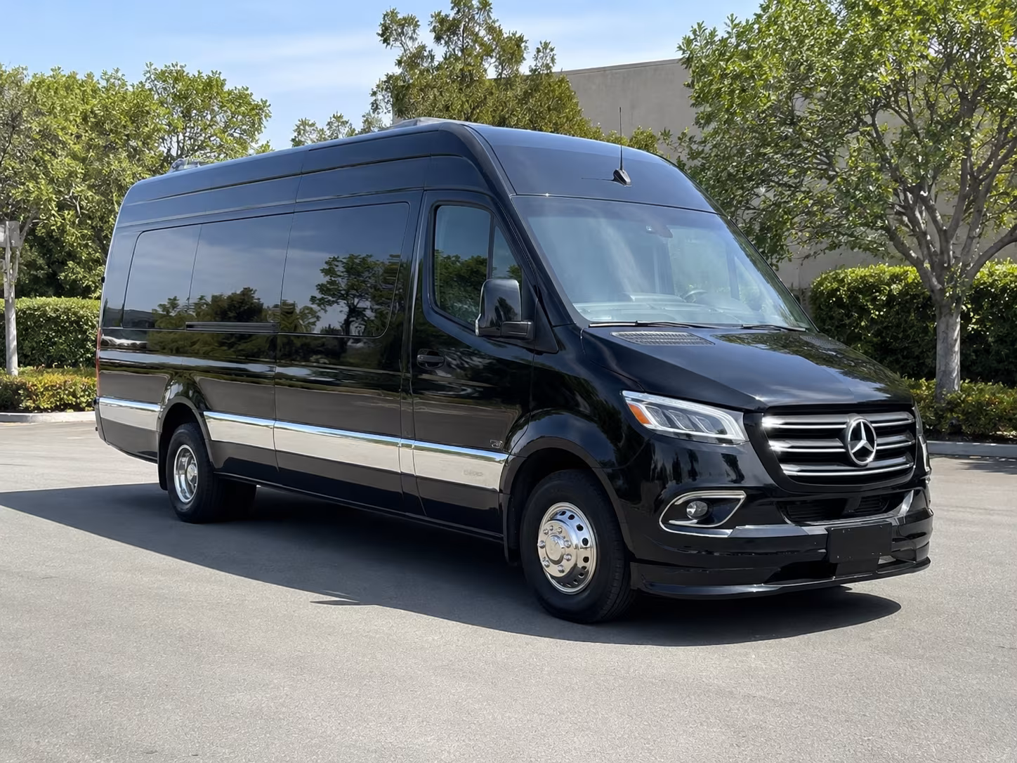yuba city airport transportation onboard seating